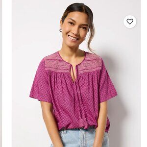 Evereve Maisie Smocked Blouse Size XS in Berryfanprint NWT